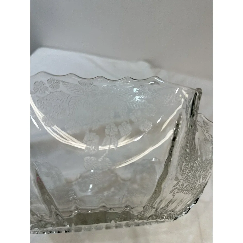 Viking‎ New Martinsville Ruffled Crimped Bowl Meadow Wreath Etching